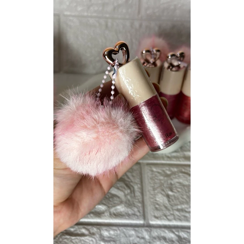 LIP GLOS SHINY LOVE BOBI RARA COM CHAVEIRO POMPOM - Imagem 9