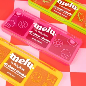TRIO DE BLUSH ALL ABOUT CHEEKS 3 CORES COM ACABAMENTO MATTE E CINTILANTE MELU BAY RUBY ROSE