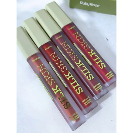 BATOM LÍQUIDO SMOOTH BLUR SILK SKIN RUBY ROSE - Imagem 5