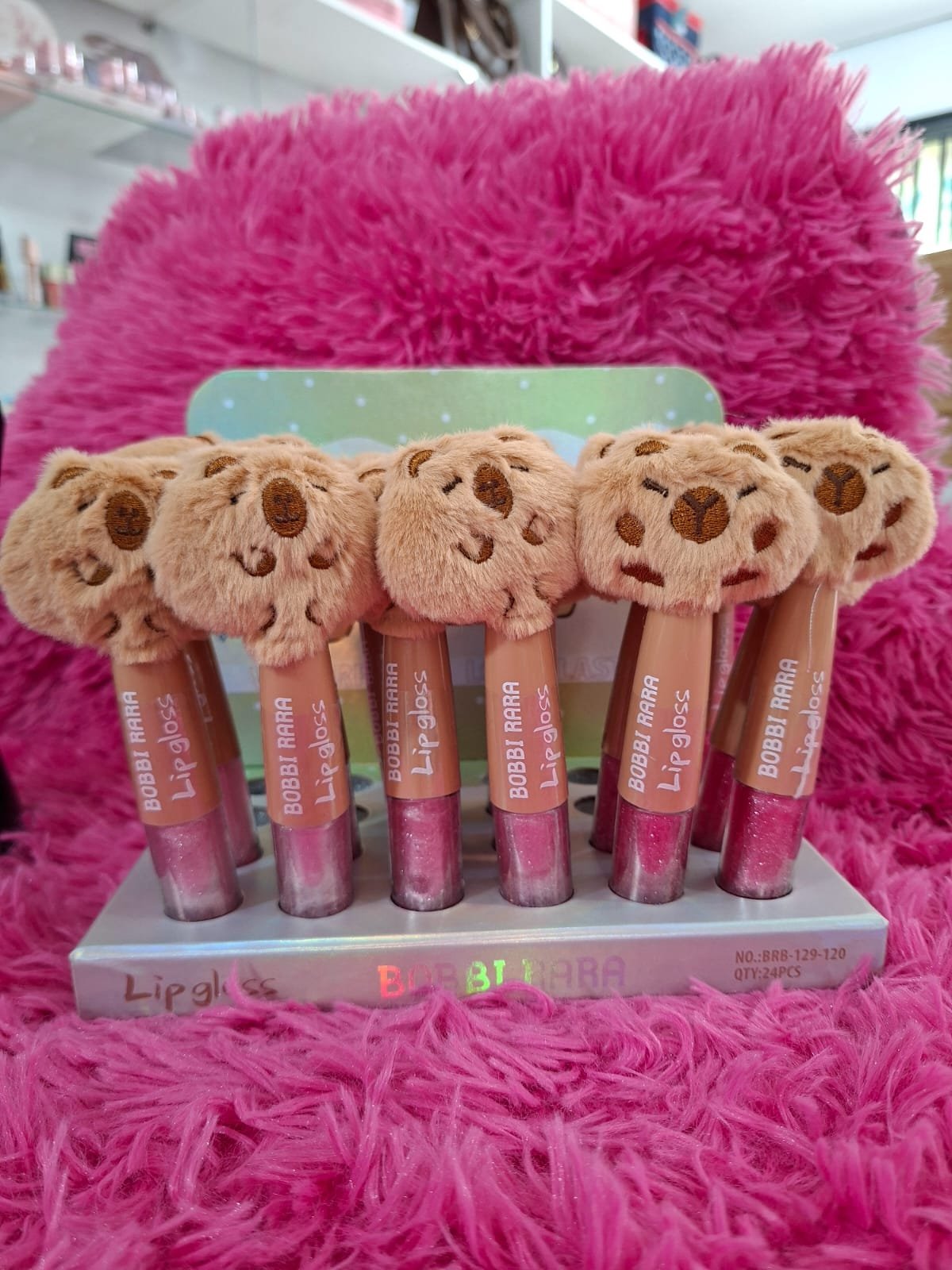 LIP GLOSS POMPOM CAPIVARA BOBBI RARA