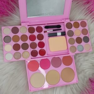 KIT DE MAQUIAGEM SOMBRAS, ILUMINADOR, BLUSH, BATOM E PO COMPACTO AMOR ANJO