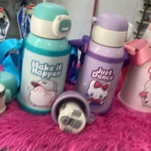 GARRAFA INFANTIL 600 ML COM BICO TROCAVEL E  BOLSINHA